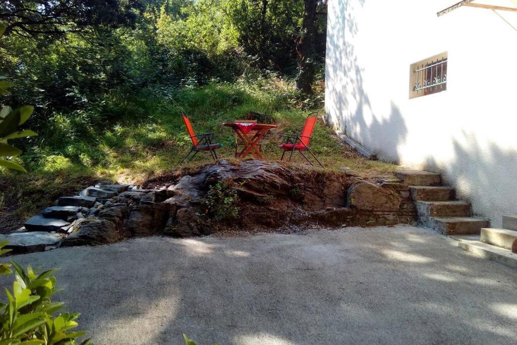 Duplex At The Foothills Of The Pyrenees Διαμέρισμα Geu Εξωτερικό φωτογραφία