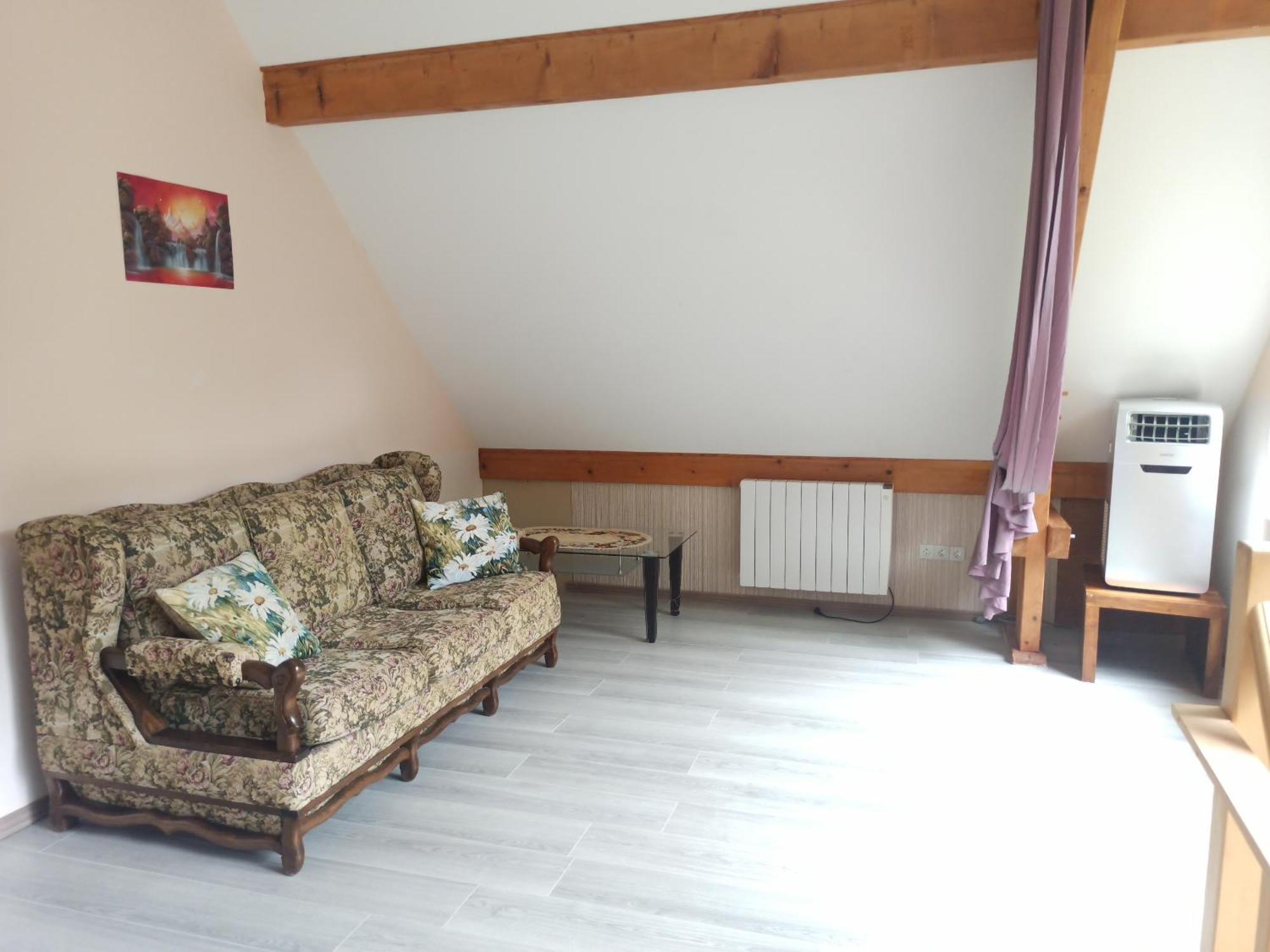 Duplex At The Foothills Of The Pyrenees Διαμέρισμα Geu Εξωτερικό φωτογραφία